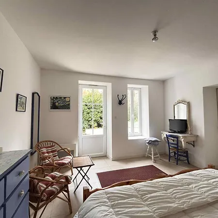 Maison De Proche Et Centre, - Fr-1-194-361 *