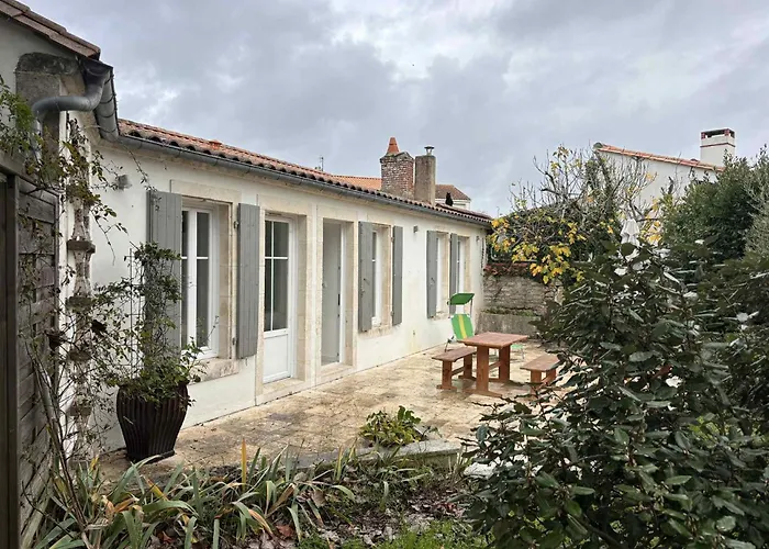 Casa vacanze Maison De Proche Et Centre, - Fr-1-194-361